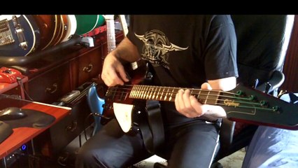 whiskey in the jar bass line.