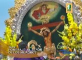 En Tacna, continuando con su recorrido la imagen del Señor de Los Milagros es homenajeada por sus fieles devotos.