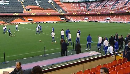 Gusev:"Hemos venido a jugar al fútbol y no a hablar de temas políticos"