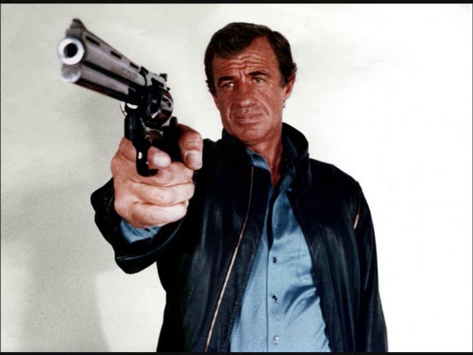 le professionnel  ( création style à partir de la rythmique de base + remontage avec instruments )