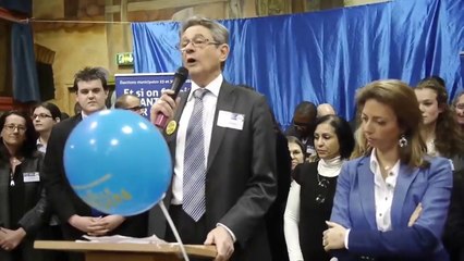 Présentation de la liste "Nanterre pour Chacun" de Camille Bedin, en présence de Bruno Le Maire et de Christian Dupuy. (ext.4)