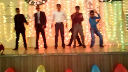 DPS Students Dance On Kolaveri Song.