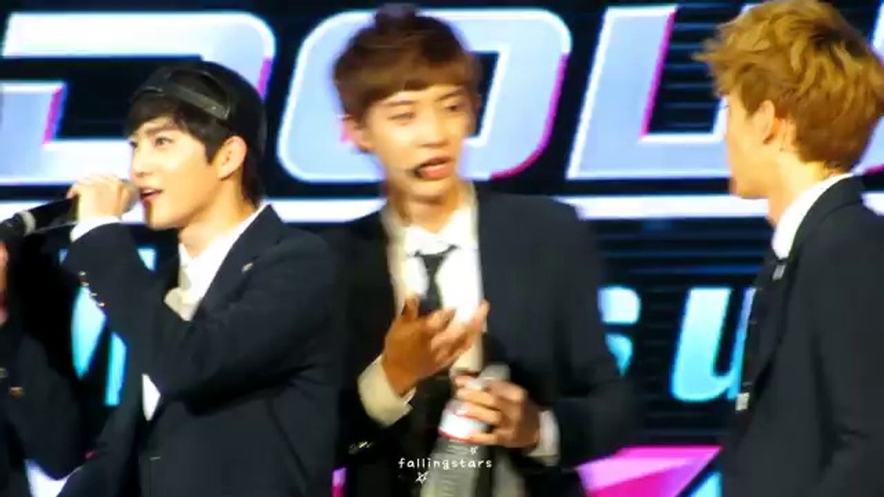 EXO-English_Intros_All_Talk_Chanyeol