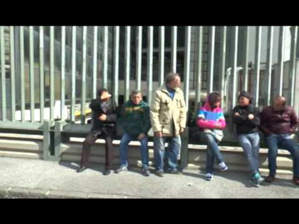 Napoli - Arresto disoccupati, sit-in dei Bros davanti al tribunale (26.02.14)