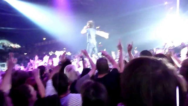 Indochine : Météor Tour - Zénith, Montpellier : Alice et June