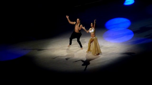 Danse Avec les Stars : La Tournée - Bercy, Paris : Alizée & Grégoire - Jai Ho (Bollywood)