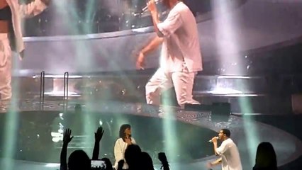 Drake et Rihanna se chauffent sur scène à Bercy!