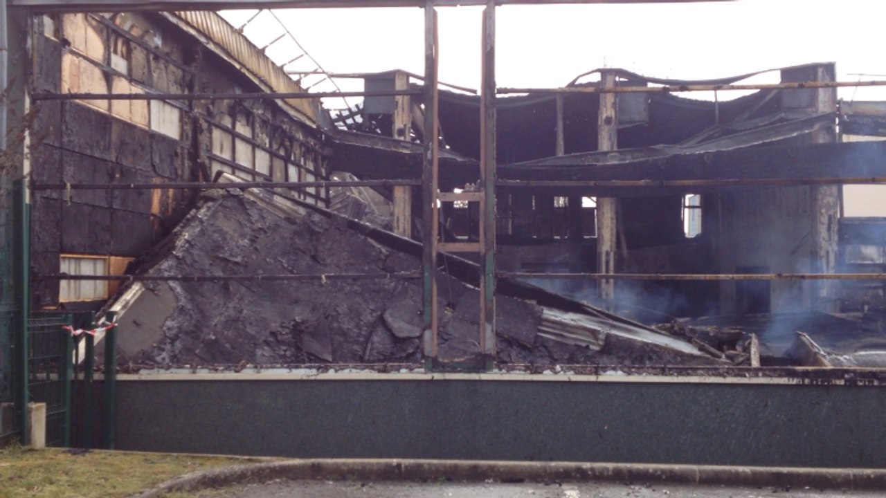 Incendie au gymnase du Petit Versailles