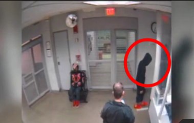 Les images de Justin Bieber qui essaie de passer un test de sobriété !