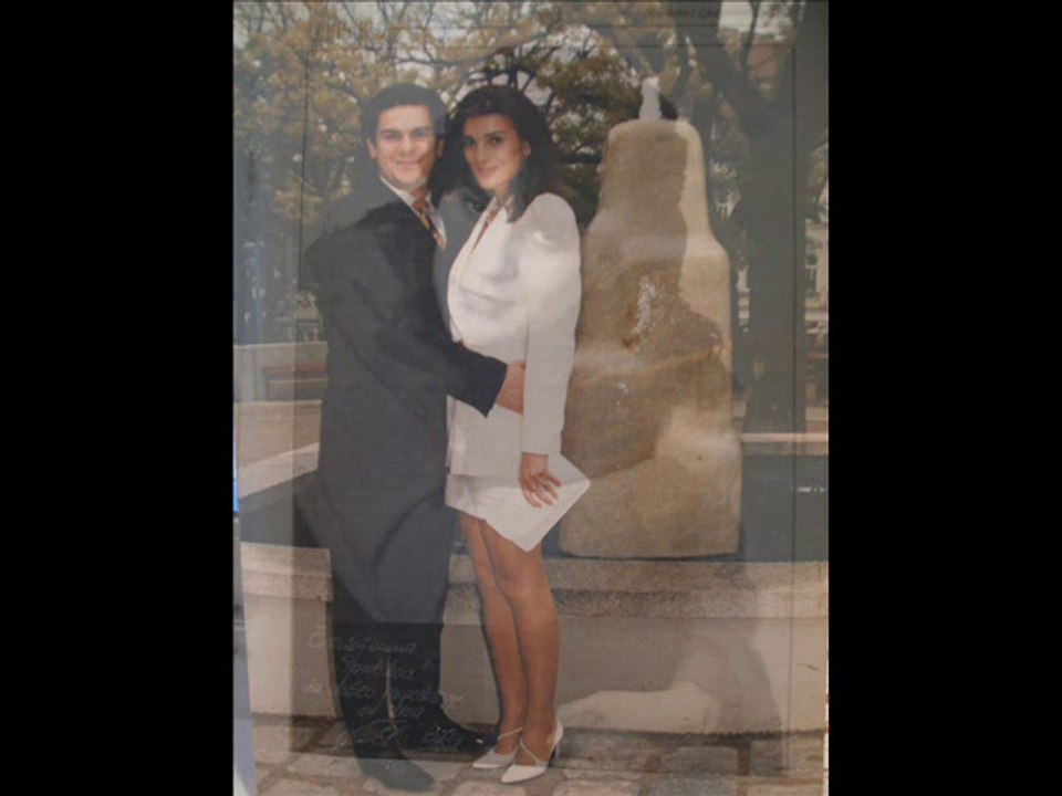 NINO & SARA - POGODAK U METU