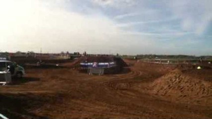 Rider falls off near the end: Doncaster fatcat motoparc 201