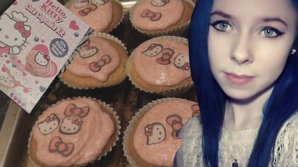 ♡ Misa Bakes HELLO KITTY Cupcakes ♡