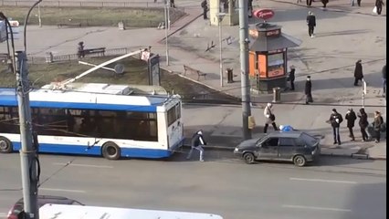 Russians Towing Car Using Bus FAIL