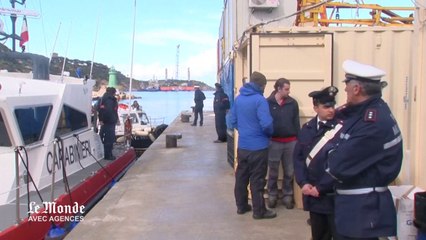 Le capitaine du "Costa Concordia" retourne sur l'épave pour la première fois