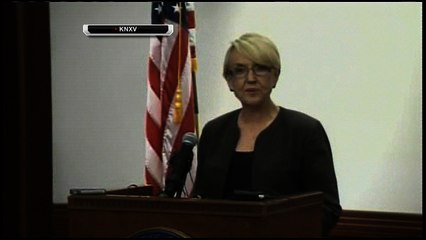 Ariz. governor vetoes controversial business-rights bill