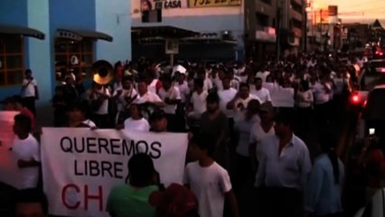 'Free Shorty': hundreds march for jailed Mexican drug lord