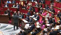 [ARCHIVE] Rythmes scolaires : réponse de Benoît Hamon au député Yves Jégo lors des questions au Gouvernement à l'Assemblée nationale, le 9 avril 2014