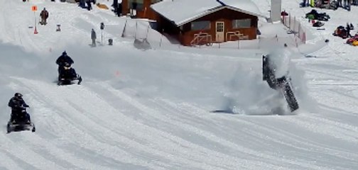 Big crash of Snowmobile