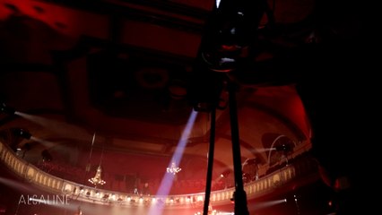 Dans les coulisses d'Alcaline le Mag avec Juliette Gréco