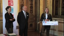 Signature du 1er contrat d'objectifs et de moyens entre l'État et France Médias Monde (09/04/2014)