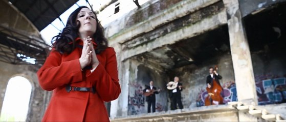 Neslihan Engin - Gündüz (Yara 2014)