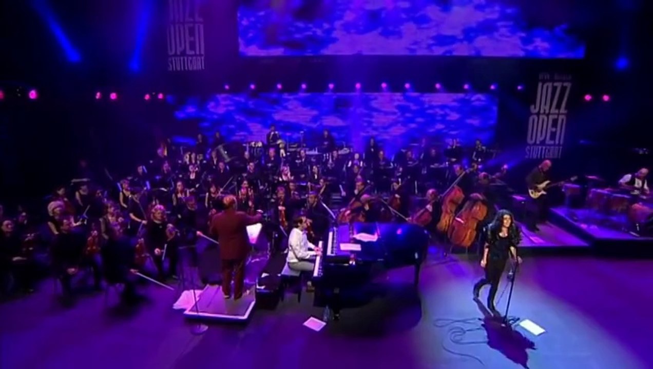 Katie Melua - The Closest Thing to Crazy (live at Stuttgart)