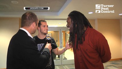 Clowney jokes around with Carr