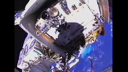 First Spacewalk Successful for Drew, Bowen