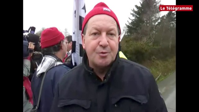 Châteaulin. Une vingtaine de Bonnets rouges sur l'échangeur du Pouillot