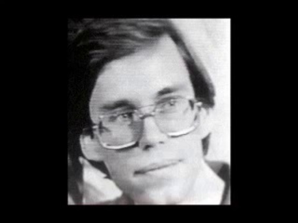 Art Bell Bob Lazar and Top Secret UFO Conspiracies (2 of 4)