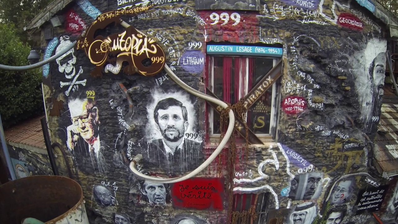 2014 : les Drones prennent le contrôle de la Demeure du Chaos / Abode of Chaos