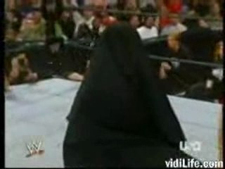 Mickie kidnaps ashley