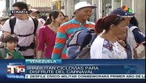 Legiones de turistas venezolanos pasan el Carnaval en playas de Vargas