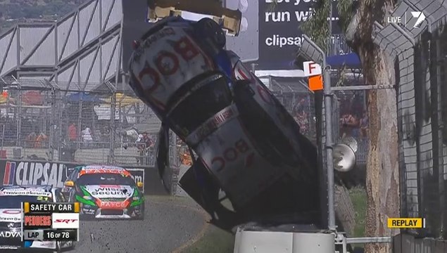 V8 Supercars Adelaide 2014 Race 3 Massive crash Bright