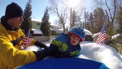 Une piste de luge dans le jardin... Enorme! Les enfants adorent!