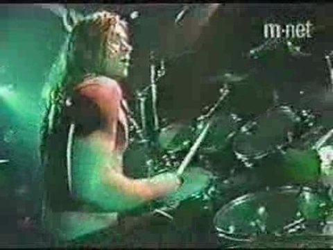 Children Of Bodom Kissing The Shadow