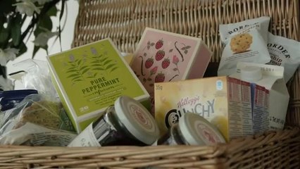 Nil Karaibrahimgil - Kanatlarım Var Ruhumda