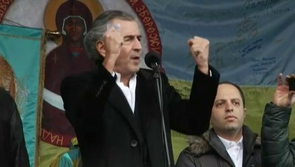 "Si seulement les Européens avaient votre courage", lance BHL aux Ukrainiens