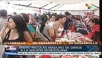 Acude Maduro a carnaval de Caracas y exhorta a la paz