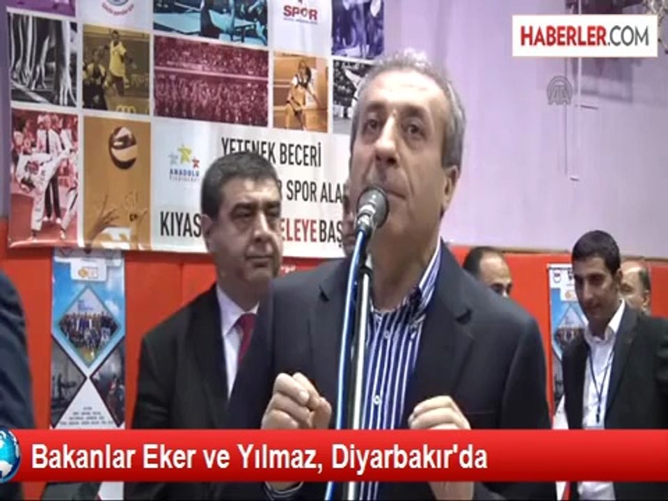 Bakanlar Eker ve Yılmaz, Diyarbakır'da