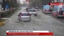 Mersin'de sel hayatı felç etti