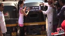 Sunny Leone Promotes RAGINI MMS 2 With Auto Rickshaw !