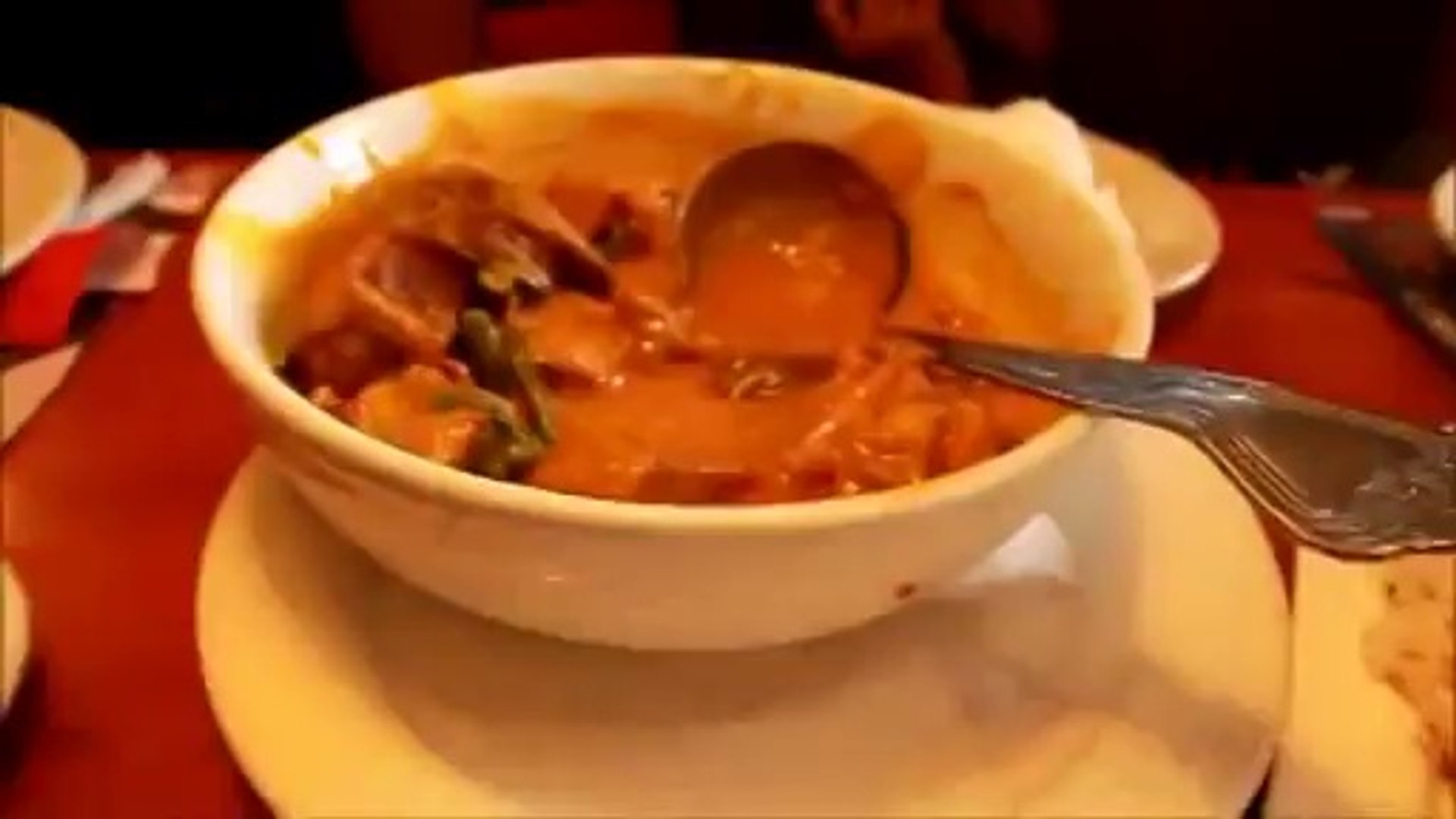 MAX'S RESTAURANT (FILIPINO FOOD)_clip11