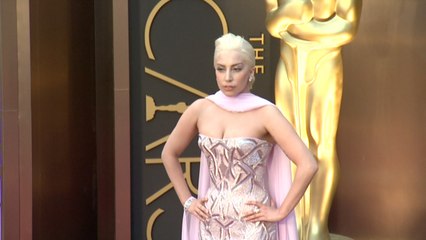 Oscar Fashions: Lady Gaga, Jessica Biel, Christoph Waltz, Bruce Dern