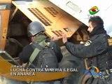 La policía destruyó treinta máquinas pesadas durante un operativo contra la minería ilegal en el distrito de Ananea, región Puno. La zona de operación será custodiada por más de 600 policías.