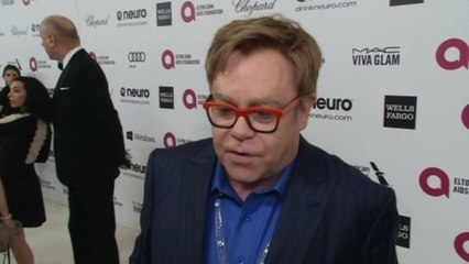 Elton John hosts Oscar party