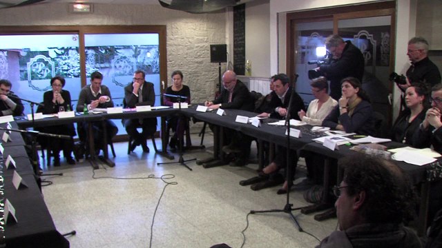 La problématique des migrants: le débat organisé par Calais, Ouverture Humanité