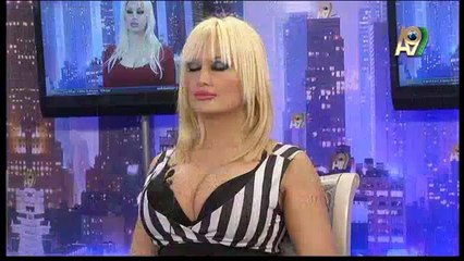 Başbakanımızın başı açık, kapalı hepsine benim kızlarım demesi çok güzel