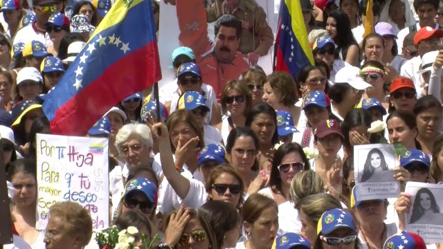 Venezuelans struggle with lack of basic foodstuffs and inflation