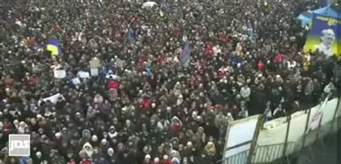 BHL le DESTRUCTEUR de Nations est l'Allié des NAZI d'UKRAINE_L'Histoire se répéte ...